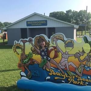 Meet your Posher, Ellen